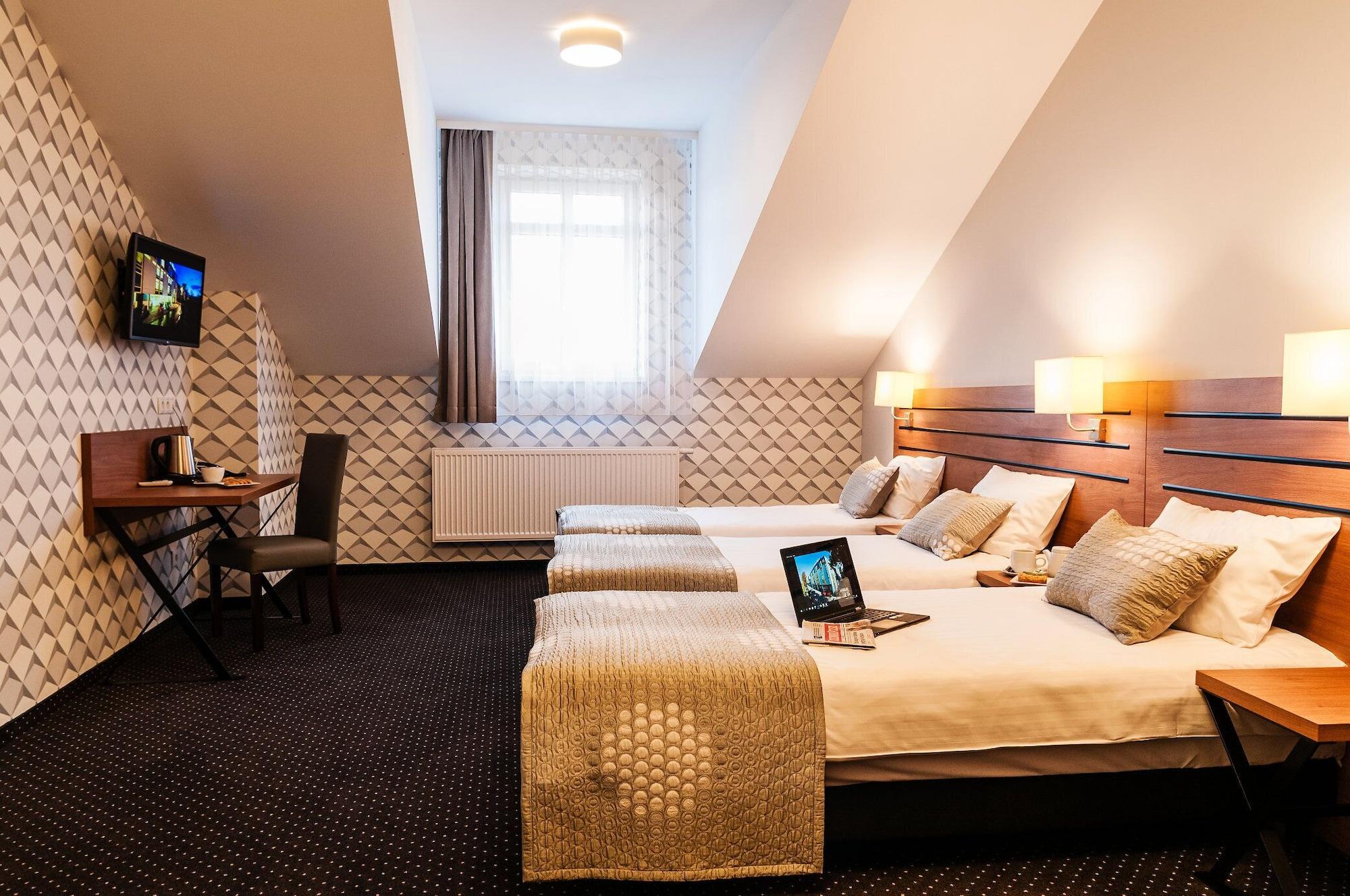 Hotel Wilga Kraków Exteriör bild