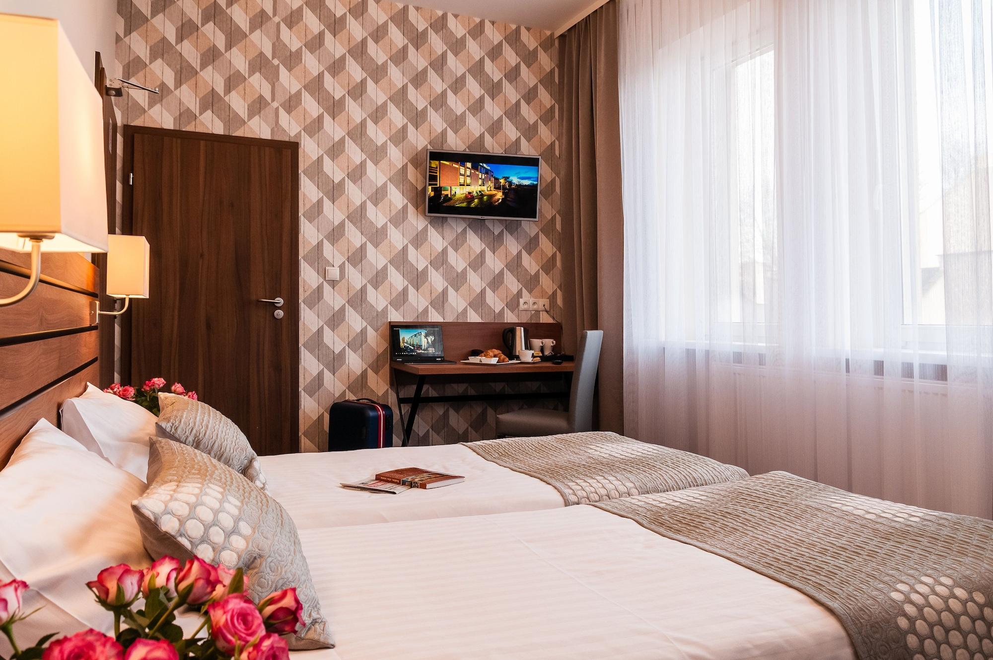 Hotel Wilga Kraków Exteriör bild
